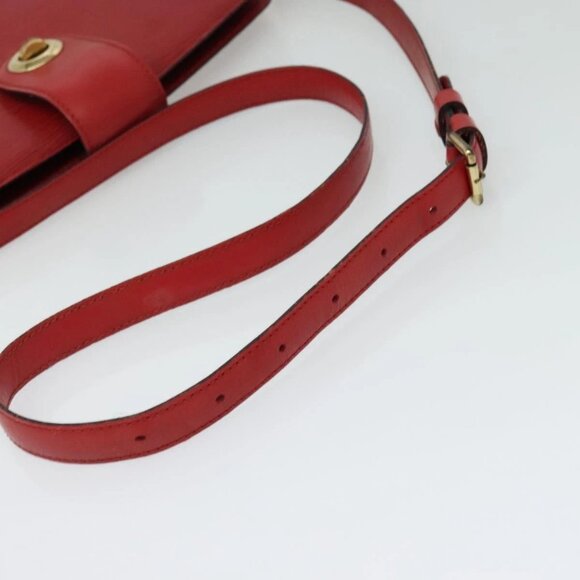 LOUIS VUITTON Epi Capuchin Shoulder Bag Red M52347 LV Auth 139777 - Picture 8 of 16